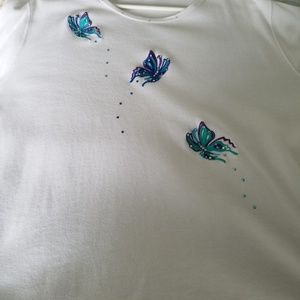 100% cotton appliqued  tee shirt
